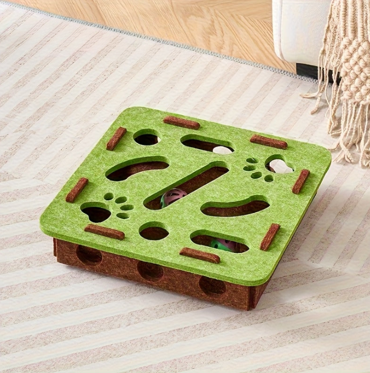 Interactive Cat Maze Toy Box with Balls